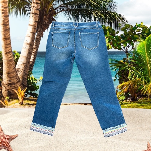 ReCreation sz 12 short jeans w embroidered tape on hem Super comfy, stretch - Picture 2 of 6